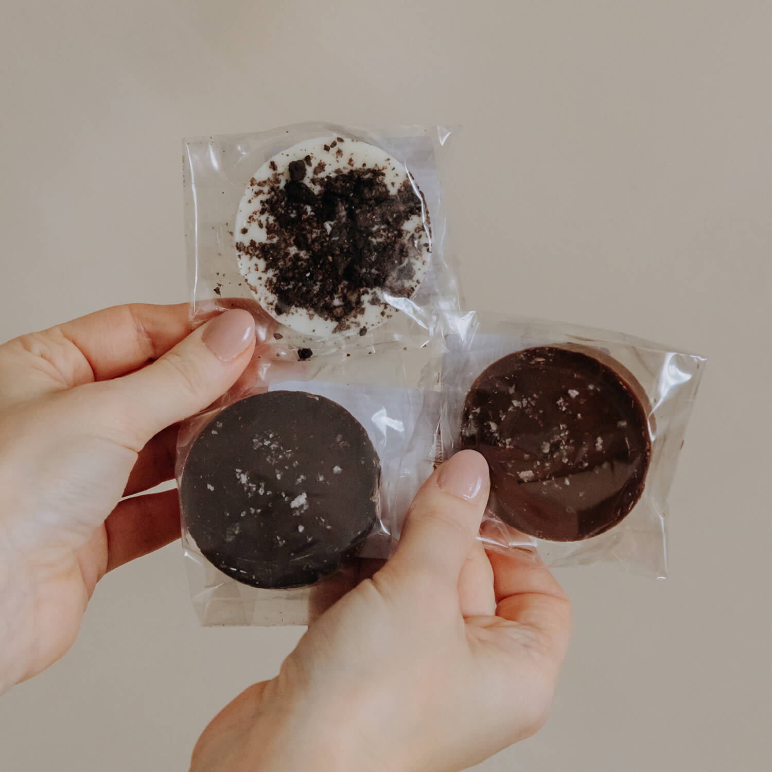 Decadent Chocolate & Crème Cookie - 1 unit