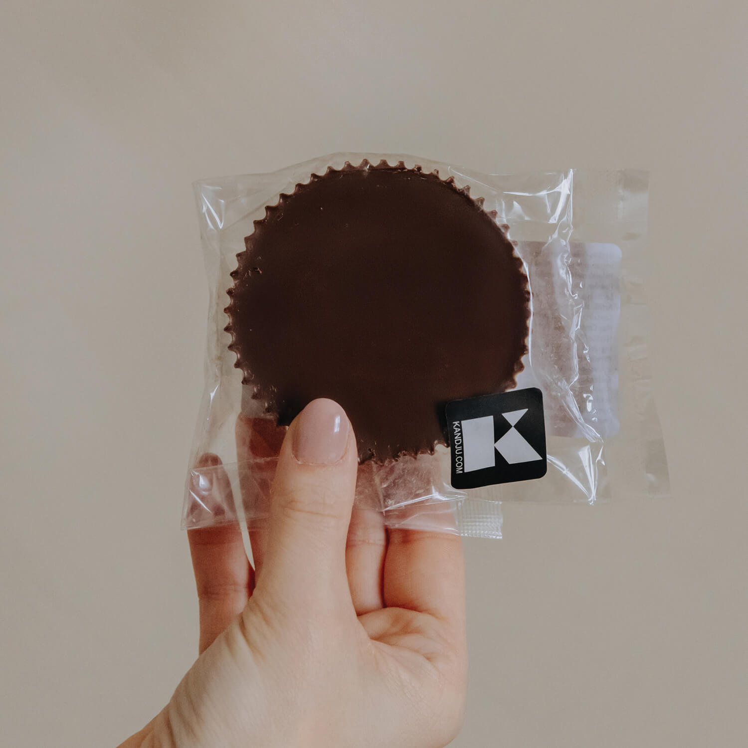 Giant Chocolate & Peanut Butter Cup - 1 unit