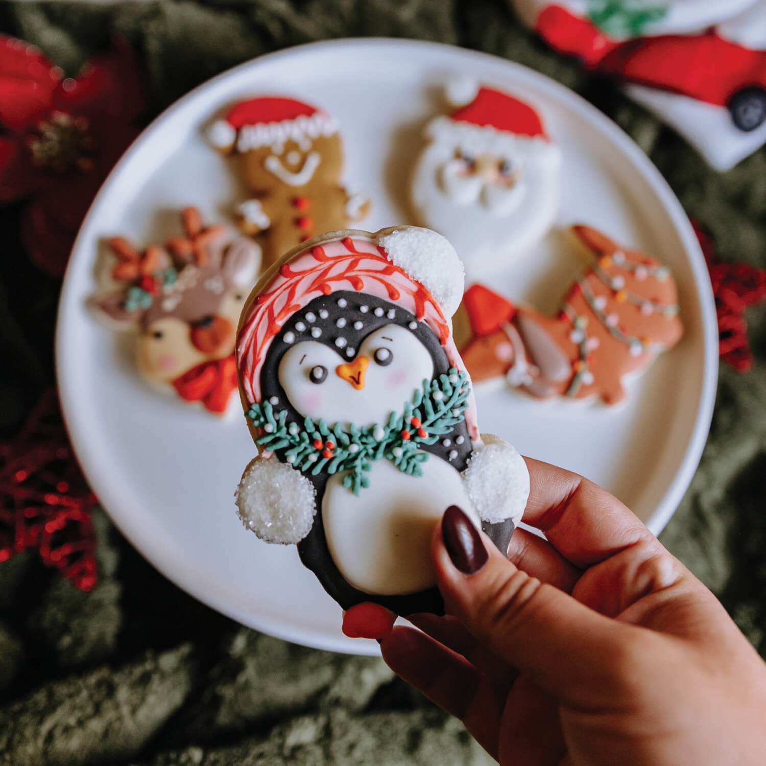 Holiday Penguin artisanal shortbread cookie - 1 unit