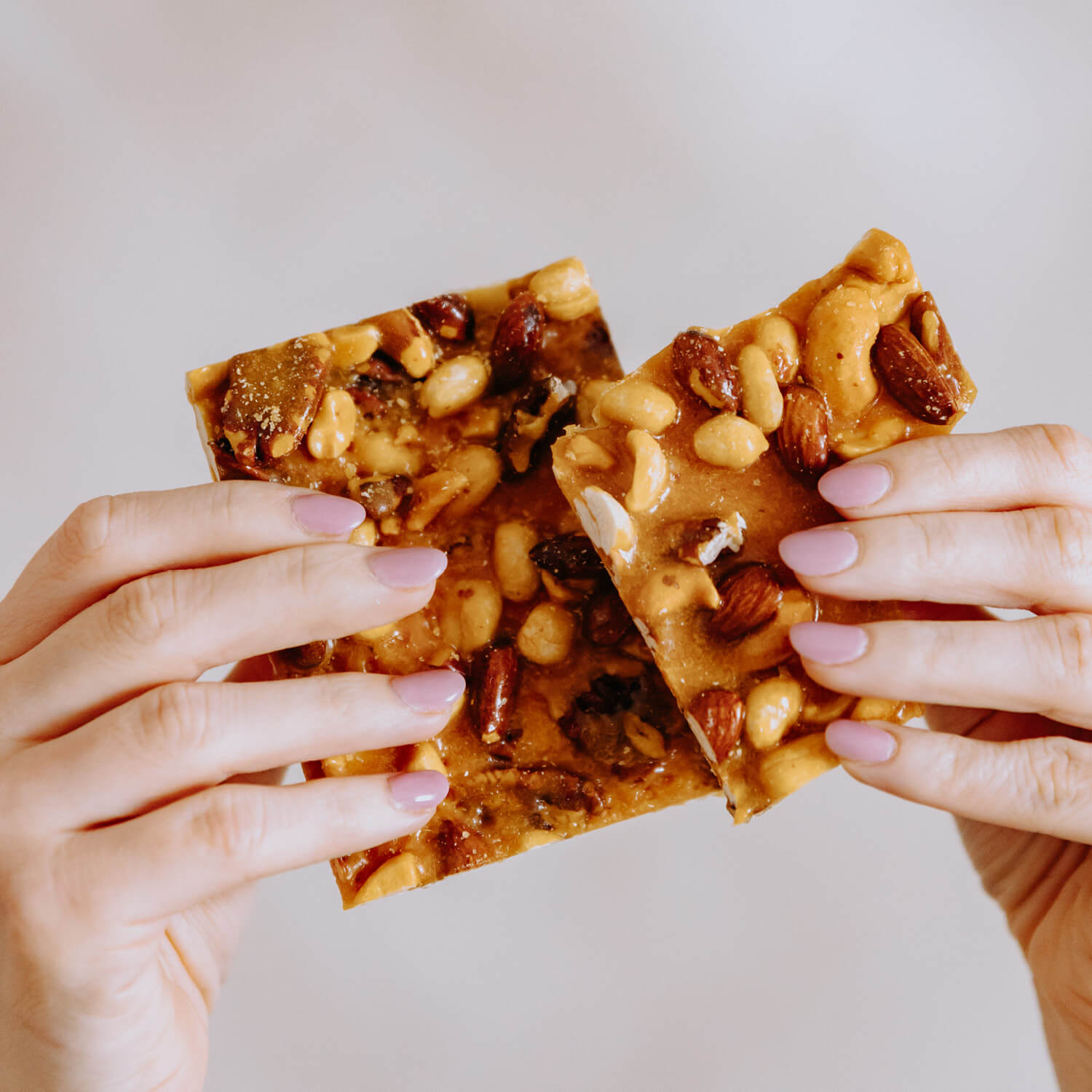 Mix Nut Brittle - 1 unit