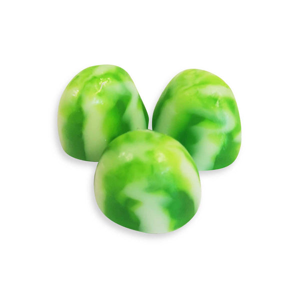 Apple kisses